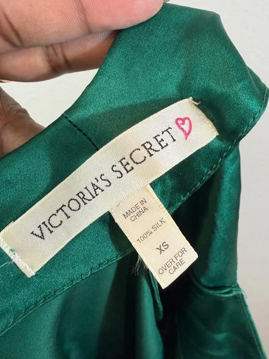 90s Vintage Victoria’s Secret Silk Slip Dress XS Emerald Green Gold Embroidered - Picture 9 of 11